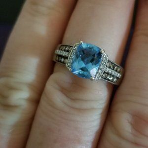 Beautiful rare LeVian Ocean blue and diamond ring!
